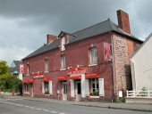 Café et restaurant la Brique Rouge, 25 rue de la Poterie (Chartres-de-Bretagne)