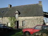 Ancienne ferme, la Rouvraie (Bonnemain)