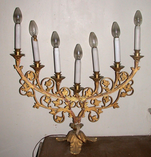 Chandelier d'église
