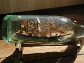 Maquette bateau en bouteille