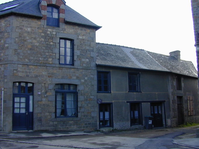 Maison, rue des Ecoles (Montreuil-sur-Ille)