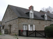 Ancienne ferme, le Plessis Château (Bonnemain)