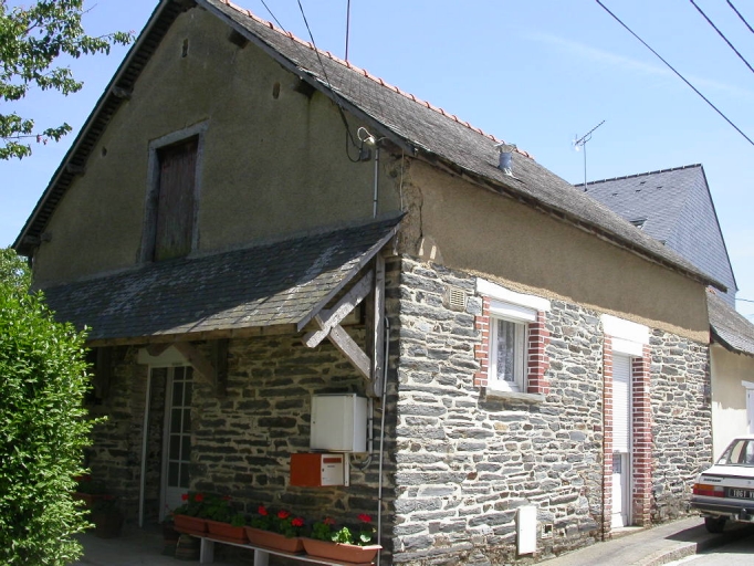 Maison, 10 rue du Calvaire (Domloup)