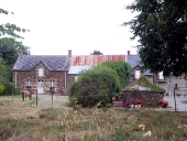 Alignement de maisons, la Robinais (Saint-Malo-de-Phily)
