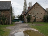 Ferme, actuellement maisons, le Champ Chevallier (Pleugueneuc)