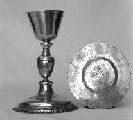 Calice & patène, ancien prieuré de Lochrist an Izelvet (Plounévez-Lochrist)