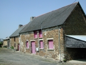Alignement de deux maisons, le Gué Martin (Saint-Gonlay)
