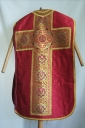 Ornement rouge 1 : chasuble