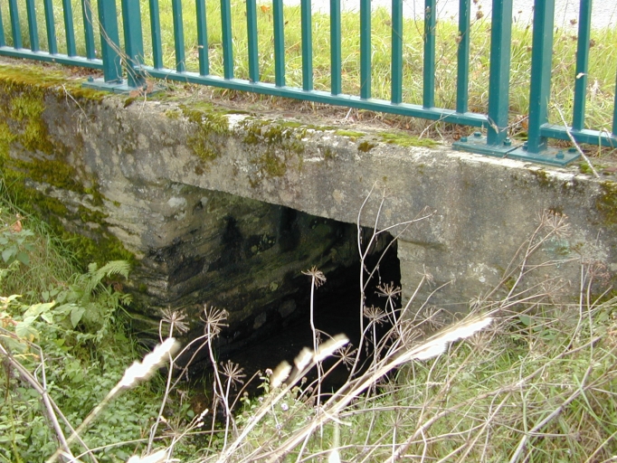 Pont routier, près de l'Aunay Hingan, route départementale 65 (Renac)