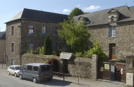 Ancien hôtel de voyageur dit hôtel du Lion d'Or, actuellement école primaire,46 rue Nationale (Tinténiac)