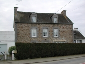 Maison, 23 rue du Général Leclerc (Saint-Pierre-de-Plesguen fusionnée en Mesnil-Roc'h en 2019)