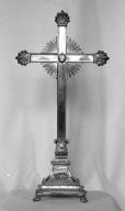 Croix reliquaire, prieuré Notre-Dame-de-l'Assomption (prieuré cure), église paroissiale de bénédictins (Bréal-sous-Vitré)