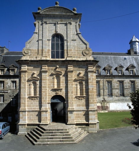 Ancien couvent d'ursulines, actuellement collège Jules Ferry (Quimperlé)