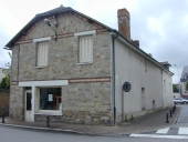 Maison à boutique, 14 rue Pierre Marchand (Noyal-sur-Vilaine)