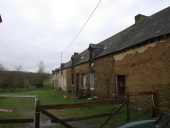 Ferme avec alignement de plusieurs logis, la Bouttière (Iffendic)