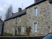 Presbytère, 18 avenue Alexis Rey (Montreuil-sur-Ille)