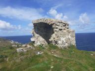 Batterie de côte, corps de garde, Pointe de Luguenez (Beuzec-Cap-Sizun)