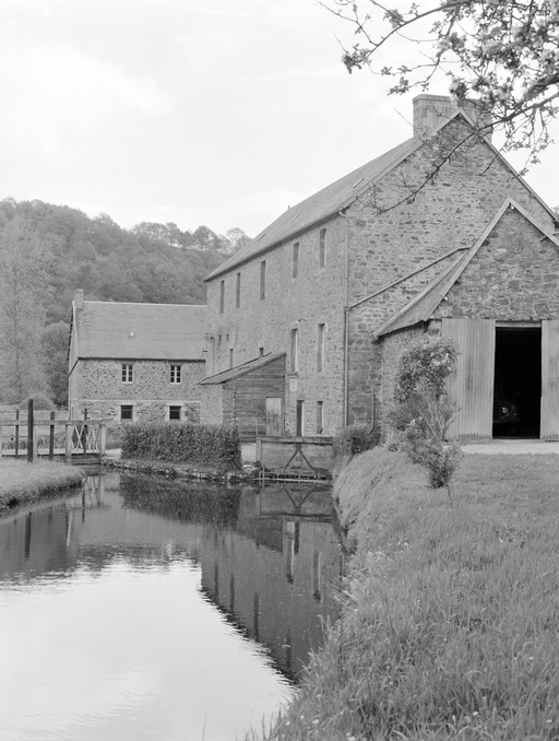 Moulin à farine, Moulin de Coatleau (Plusquellec)