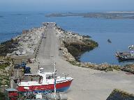 Digue et embarcadère (île-Molène)