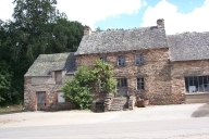 Auberge, puis maison (La Chapelle-Bouëxic)