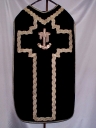 Ornement noir 3 : chasuble, bourse de corporal, étole, manipule, voile de calice, chape