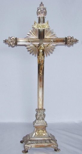 Croix d'autel 3