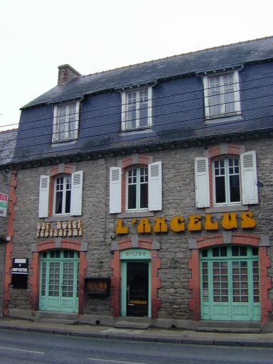 Hôtel de voyageurs, 35 rue de Dinan (Pleurtuit)