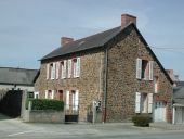 Maison, 4 avenue Du Guesclin (Tinténiac)