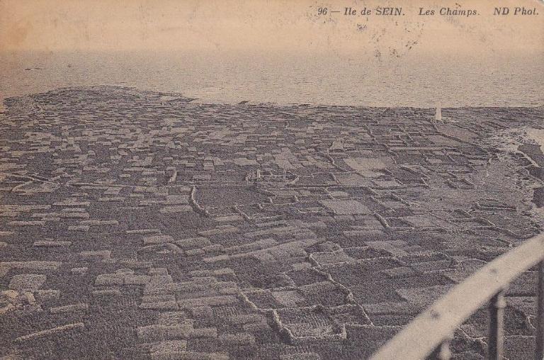 Les murets (île-de-Sein)