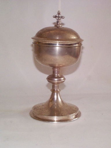 Ciboire 4 (Maure-de-Bretagne fusionnée en Val d'Anast en 2017)