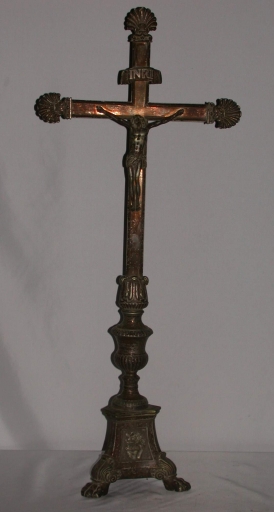 Croix d'autel 1