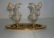 Ensemble 6 d'un plateau à burettes et de 2 burettes