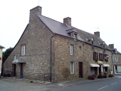 Maison d'artisan, 4 rue du Général de Gaulle (Baguer-Morvan)