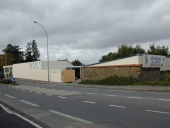 Ancienne usine menuiserie Montgermont, actuellement entreprise de services, rue Auguste-Pavie (Rennes)