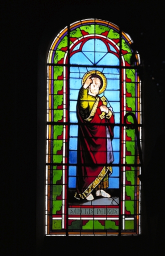 Verrière à personnages de la baie 1 : saint Pierre