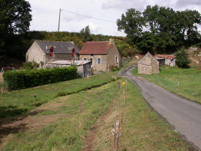 Moulin à farine dit Moulin au Comte, actuellement maison, les Retailles (Trébry)