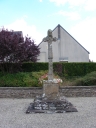 Croix de cimetière (Saint-Erblon)