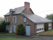 Maison, Coulon (Montfort-sur-Meu)