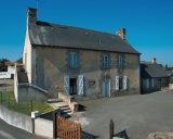 Presbytère paroissial, 13 rue de Fougères (Ercé-près-Liffré)