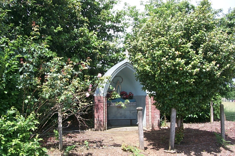 Oratoire Notre-Dame de Lourdes, les Champorains (Mernel)
