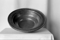 Ensemble de deux plats de quête n°3