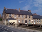 École primaire, 2 rue de la Mairie (Le Vivier-sur-Mer)