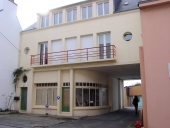 Garage de réparation automobile, puis immeuble, 27 rue de la Libération (Etel)