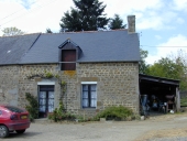 Maison, le Rocher Rolland (Meillac)