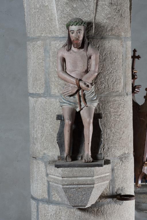 Statue : Christ aux liens, Eglise Saint-Pierre (Gouézec)