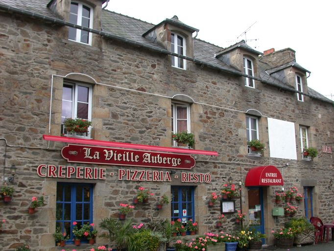 Maison, rue Saint-Pierre (Matignon)