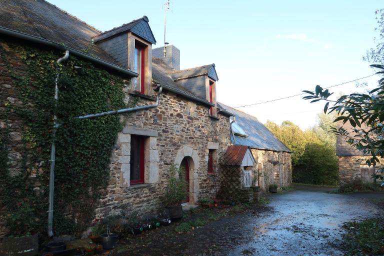 Ferme-blanchisserie, Kergouhan (Le Quillio)