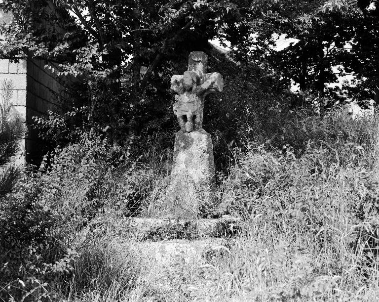 Croix de chemin, la Croix (Plouescat)