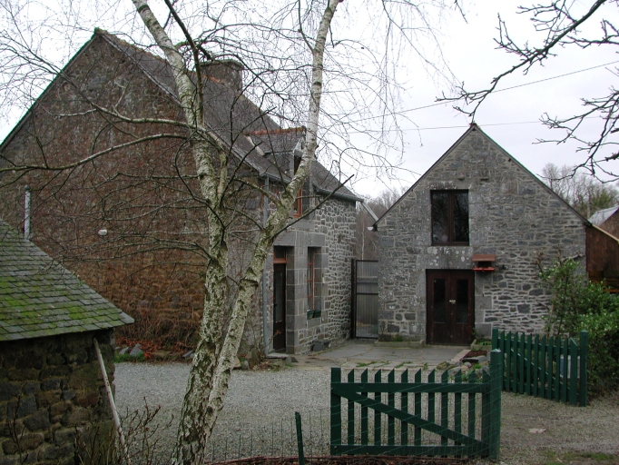 Ferme, actuellement maison, le Bois Mandé (Saint-Pierre-de-Plesguen fusionnée en Mesnil-Roc'h en 2019)