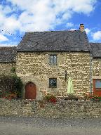 Maisons de notables ruraux des 16e et 17e siècles sur la commune de La Chapelle-Janson